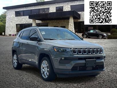 Used 2023 Jeep Compass Latitude w/ Sun and Sound Group