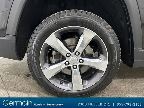 Used 2021 Jeep Grand Cherokee L Limited image 10