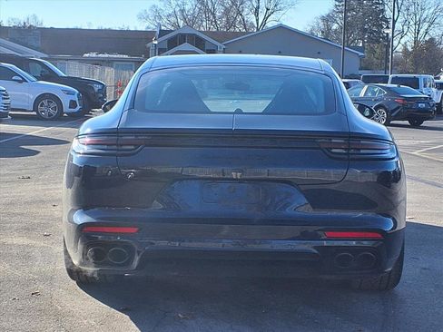 Used 2019 Porsche Panamera GTS image 38