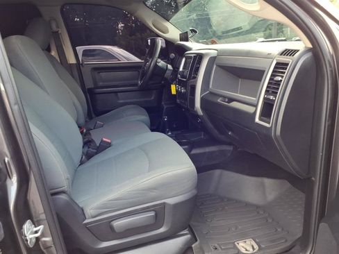 Used 2015 RAM 2500 Tradesman w/ Chrome Appearance Group AWD/4WD image 10