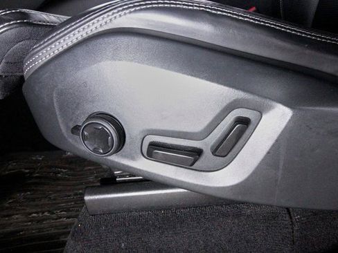 Used 2023 Volvo XC90 B6 Ultimate w/ Protection Package Premier image 12