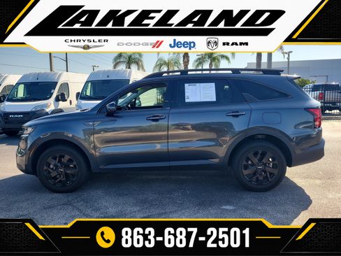 Used 2022 Kia Sorento S AWD/4WD image 7