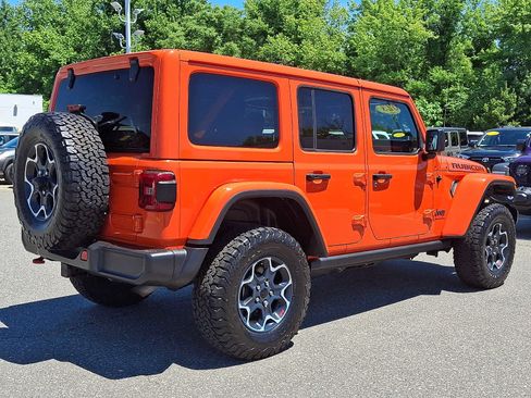Used 2023 Jeep Wrangler Unlimited Rubicon w/ LED Lighting Group AWD/4WD image 6