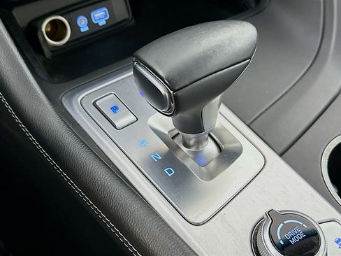 Used 2019 Genesis G70 2.0T Advanced w/ Elite Package image 17