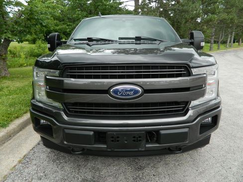 Used 2019 Ford F150 Lariat w/ Equipment Group 502A Luxury AWD/4WD image 2