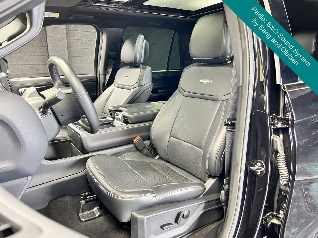 Used 2026 Ford Expedition Max Platinum w/ Stealth Appearance Package AWD/4WD image 7