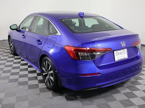 Used 2023 Honda Civic EX image 6