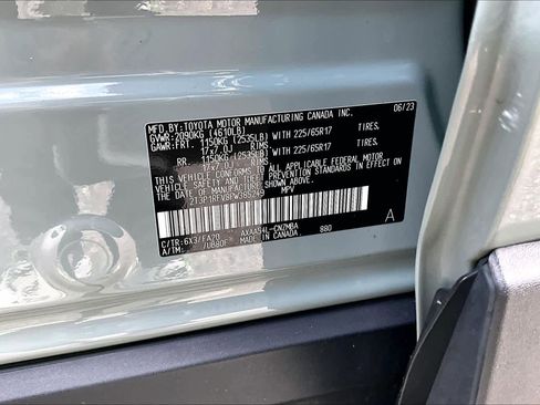 Used 2023 Toyota RAV4 XLE AWD/4WD image 36