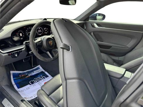 Used 2020 Porsche 911 Carrera 4S image 25