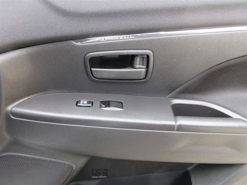 Used 2013 Mitsubishi Outlander Sport ES image 22