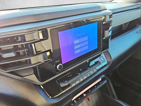 Used 2025 Toyota Tundra SR image 12