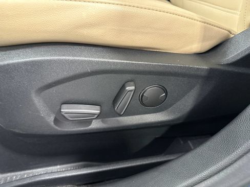 Used 2020 Ford Edge SEL FWD image 20