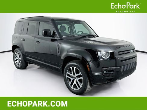 Used 2024 Land Rover Defender 110 X-Dynamic SE AWD/4WD image 1