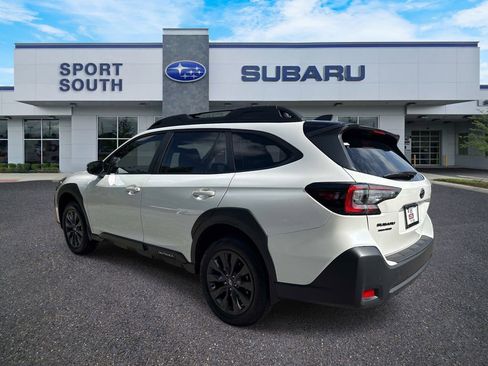 Used 2025 Subaru Outback Onyx Edition AWD/4WD image 5
