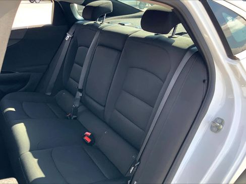 Used 2020 Chevrolet Malibu LT FWD image 21