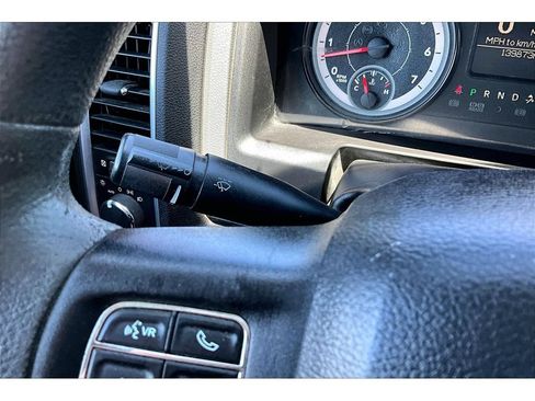 Used 2016 RAM 1500 Classic SLT AWD/4WD image 20