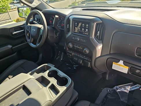 New 2026 Chevrolet Silverado 1500 Custom Trail Boss AWD/4WD image 10