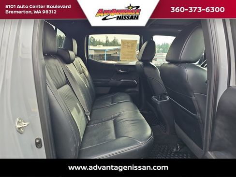 Used 2020 Toyota Tacoma TRD Sport image 27