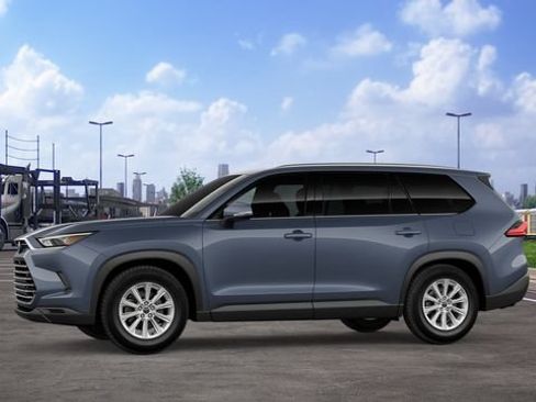 New 2026 Toyota Grand Highlander XLE FWD image 5
