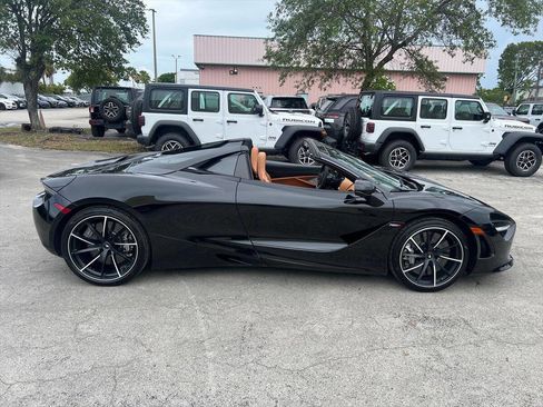 Used 2019 McLaren 720S Base 2dr Convertible image 11