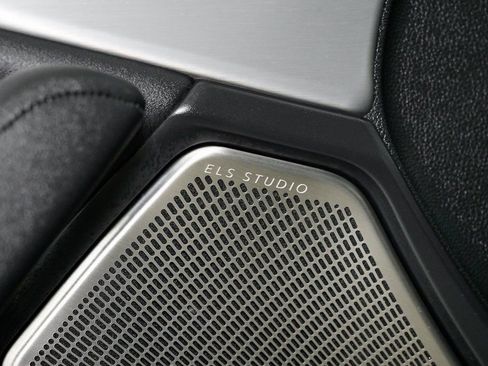 Certified 2025 Acura TLX w/ Technology Package image 8