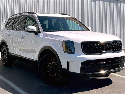Used 2025 Kia Telluride EX X-Line AWD/4WD image 2