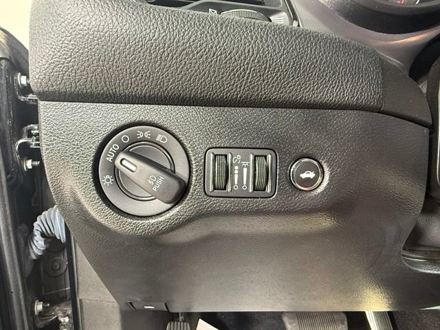 Used 2023 Dodge Challenger R/T Scat Pack RWD image 16