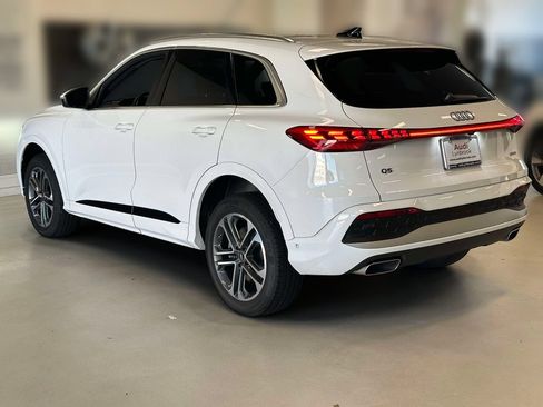 Used 2025 Audi Q5 Premium w/ Convenience Package AWD/4WD image 6