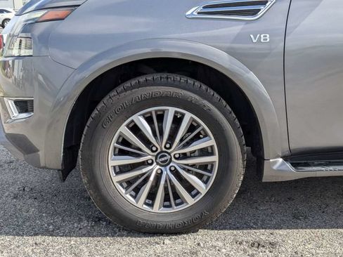 Used 2022 Nissan Armada SV w/ SV Appearance Package RWD image 10