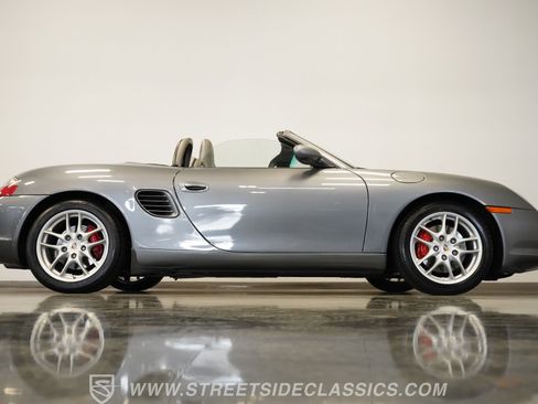 Used 2004 Porsche Boxster S image 19