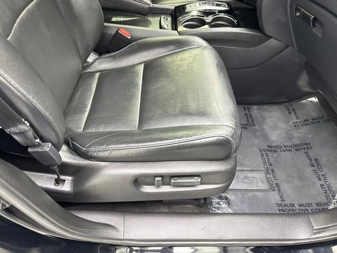Used 2019 Honda Pilot Touring image 48