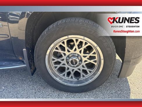 Used 2015 Chevrolet Tahoe LTZ AWD/4WD image 14