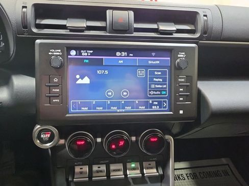 Used 2023 Toyota GR86 w/ ALL Weather Mat Package (TMS) RWD image 26