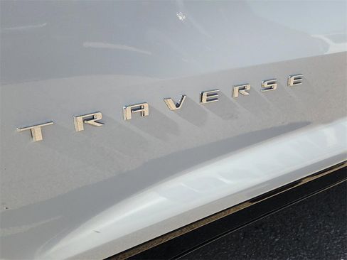 New 2026 Chevrolet Traverse High Country image 10