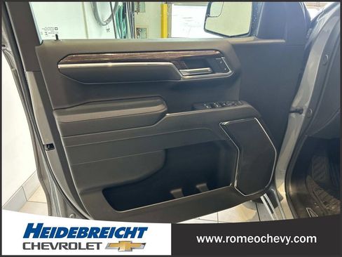 Used 2024 GMC Sierra 1500 Elevation AWD/4WD image 10