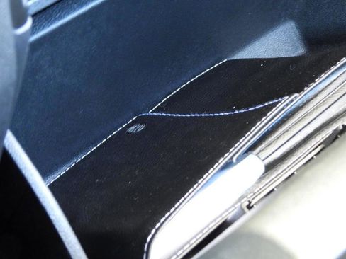 Used 2022 Volkswagen Tiguan SE R-Line image 78