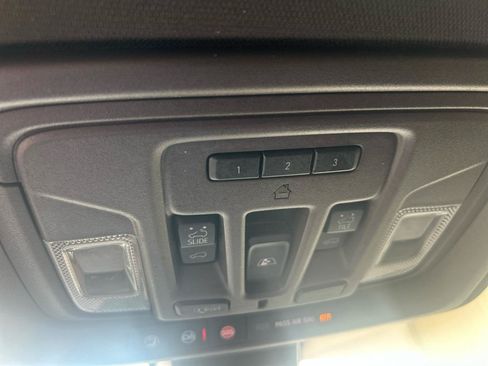 Used 2023 GMC Sierra 3500 Denali w/ Denali Ultimate Package AWD/4WD image 49