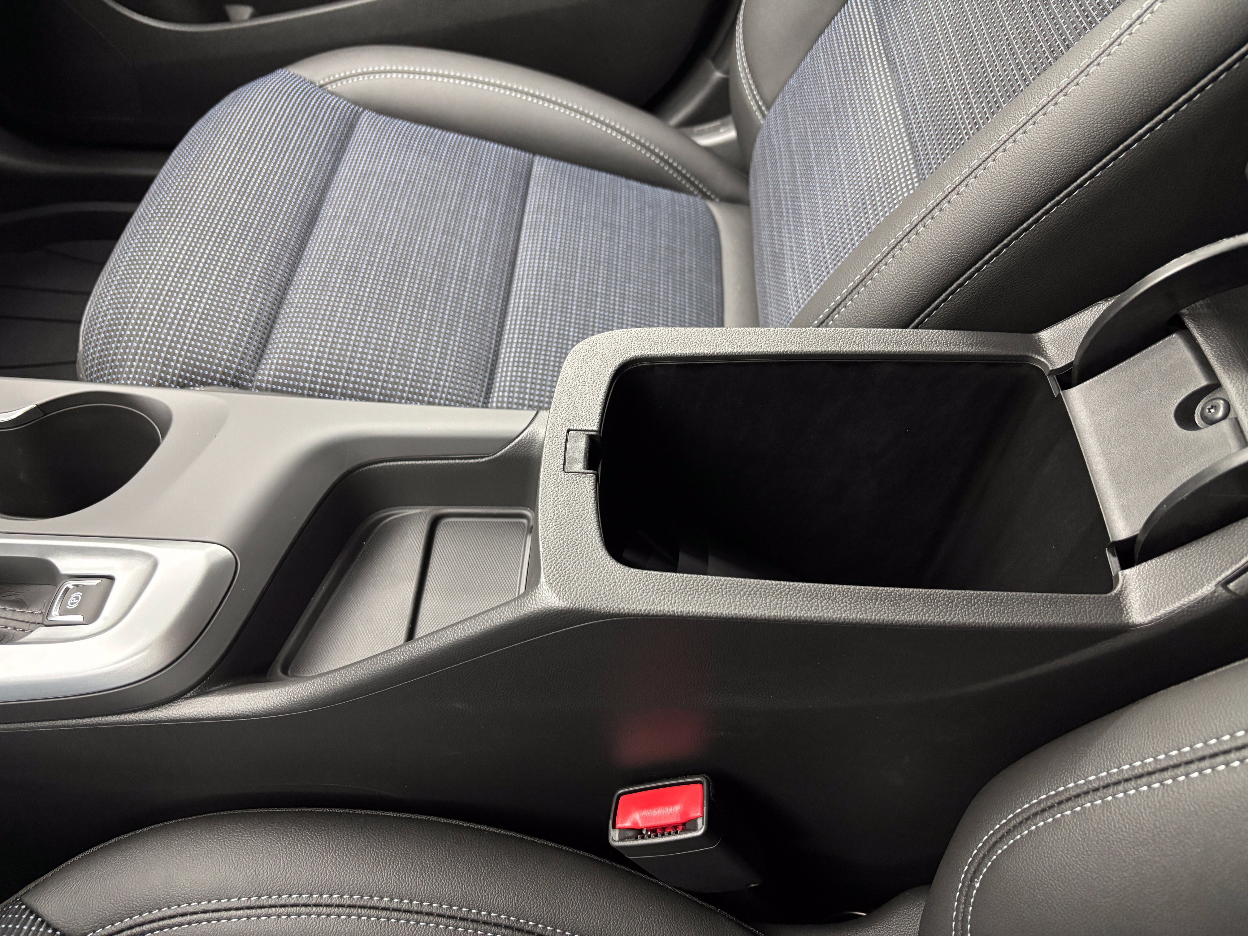 New 2026 Buick Envista Sport Touring w/ Convenience I Package FWD image 29
