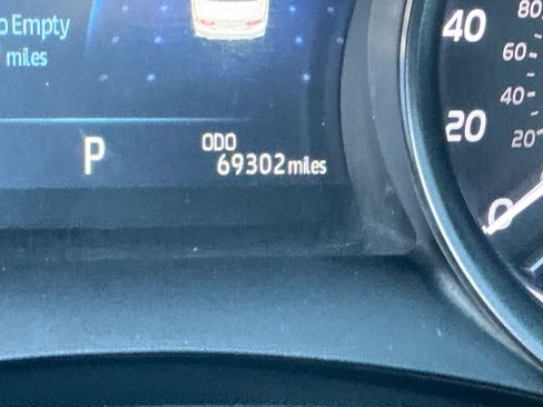 Used 2024 Toyota Camry XSE image 11