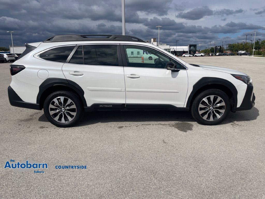 Used 2024 Subaru Outback Limited AWD/4WD image 6