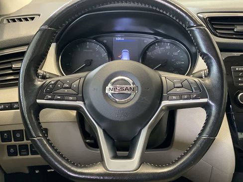 Used 2020 Nissan Rogue Sport SV w/ All-Weather Package AWD/4WD image 17