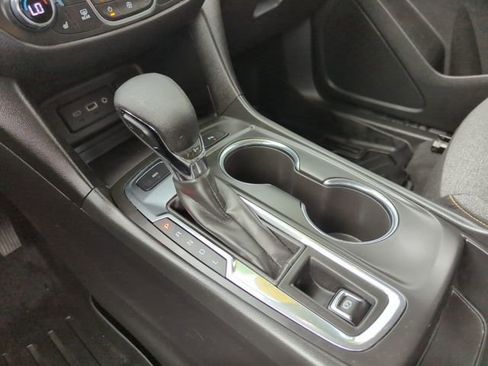 Used 2022 Chevrolet Equinox LT image 31