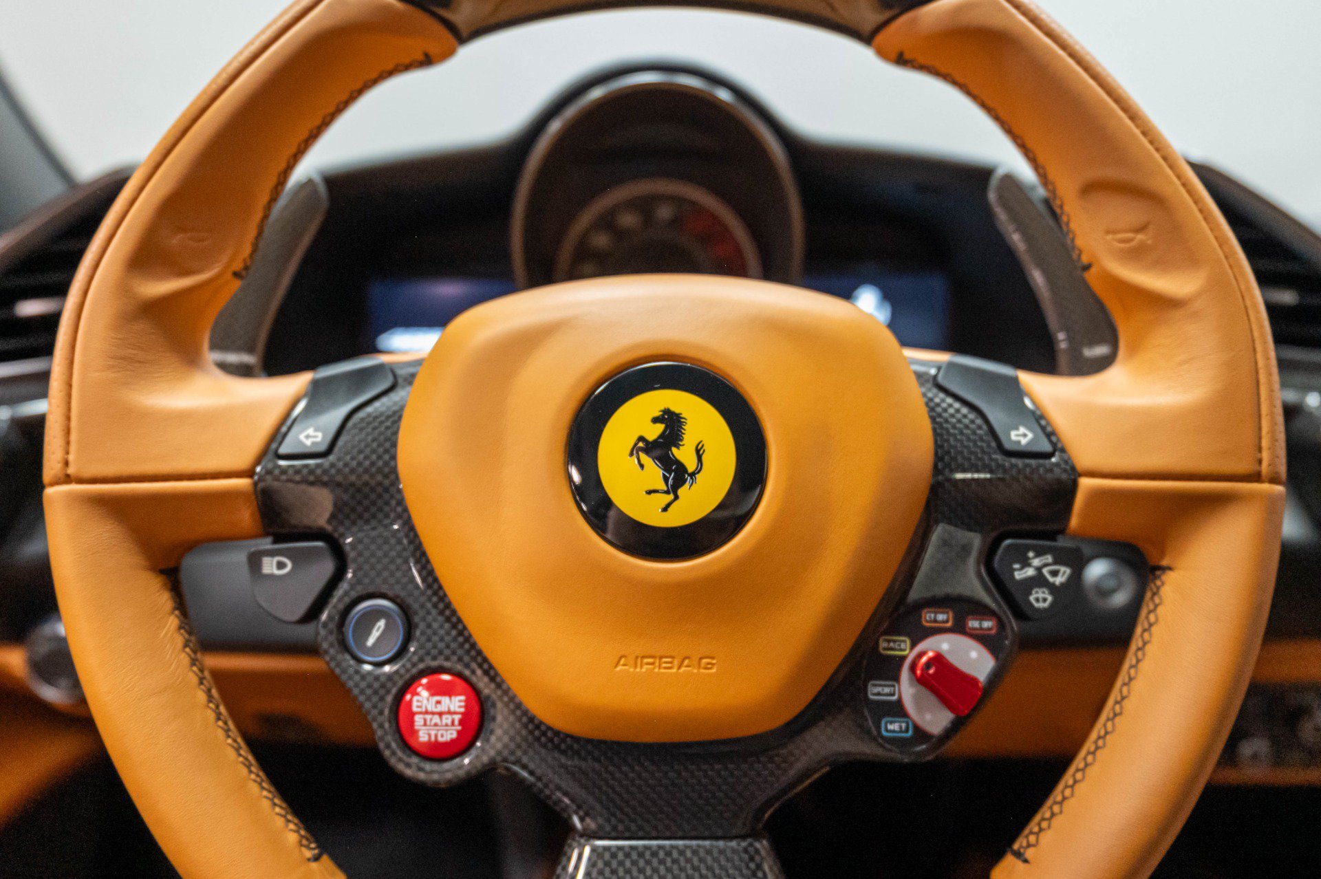 Used 2016 Ferrari 488 GTB RWD image 21