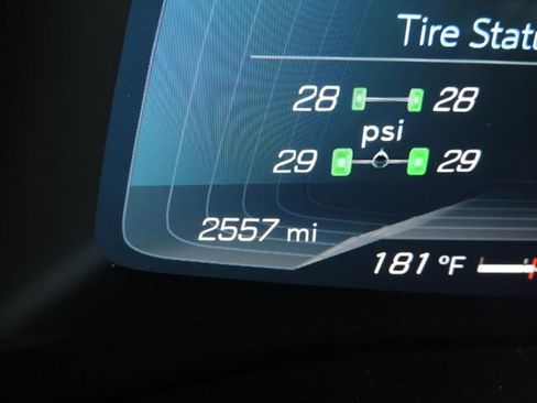 Used 2025 Chevrolet Corvette Stingray Preferred Cpe w/ Z51 Performance Package image 33