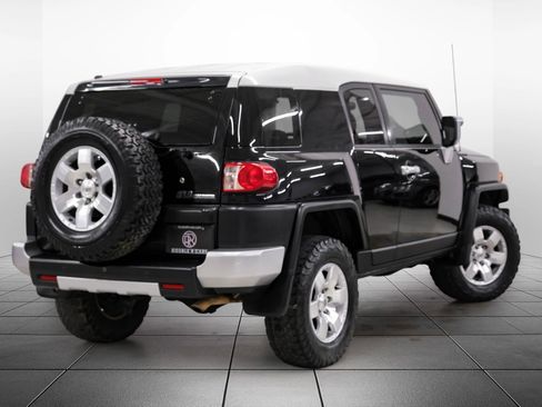 Used 2007 Toyota FJ Cruiser 4WD image 8