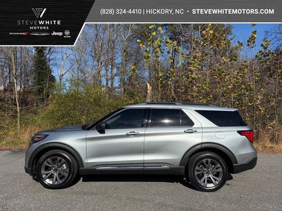 Used 2025 Ford Explorer Active w/ Active Comfort Package