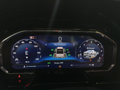 New 2025 Chevrolet Silverado 1500 RST image 13