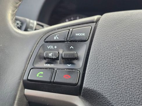 Used 2018 Hyundai Tucson Value w/ Cargo Package image 18