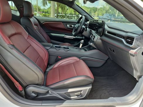 Used 2024 Ford Mustang GT Premium RWD image 23