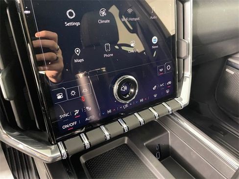 New 2026 GMC Acadia Elevation image 6